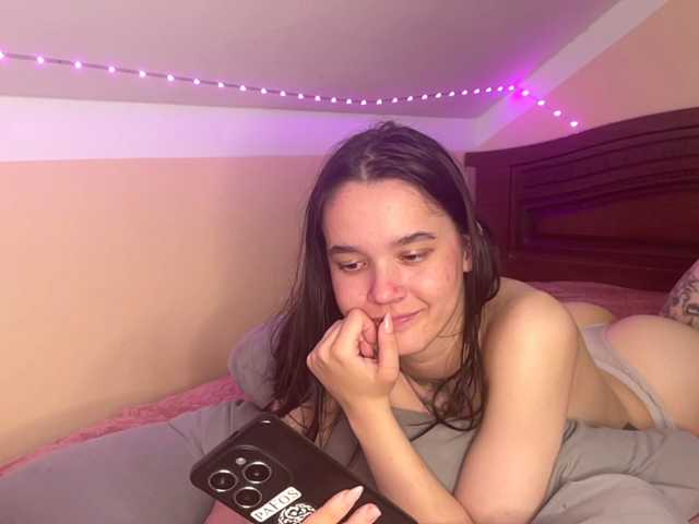 RosendaBoulier live cam on BongaCams
