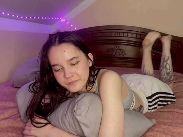RosendaBoulier live cam on BongaCams