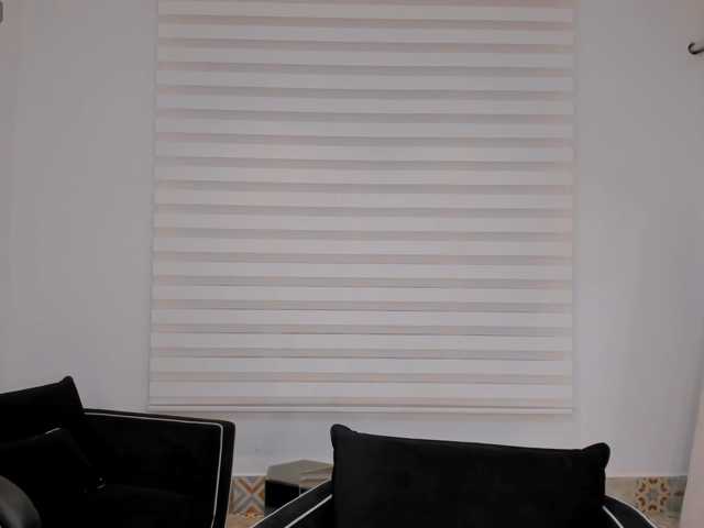 AmelieBlake1 live cam on BongaCams