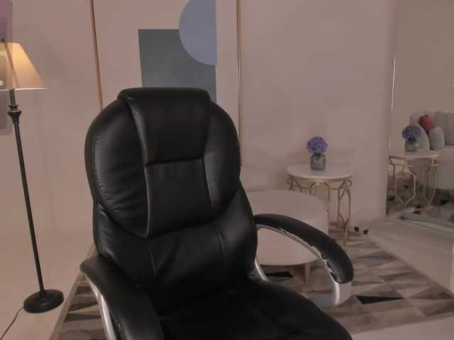 AmelieBlake1 live cam on BongaCams