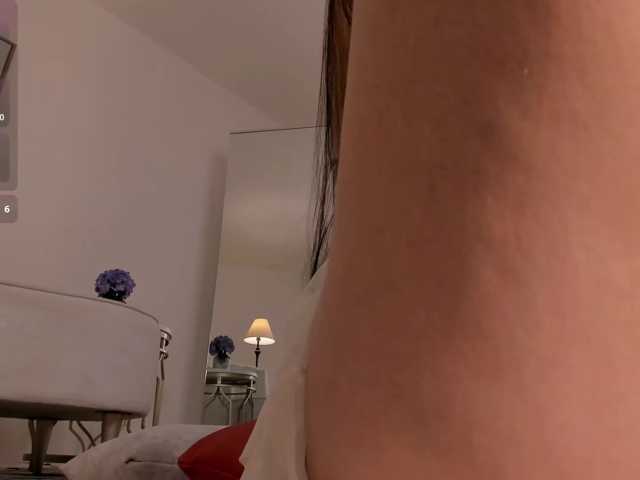 AmelieBlake1 live cam on BongaCams