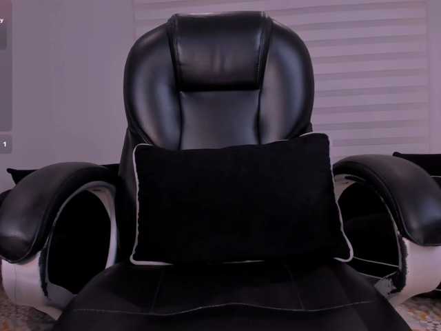 AmelieBlake1 live cam on BongaCams