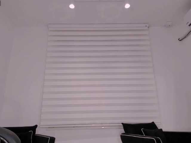 AmelieBlake1 live cam on BongaCams
