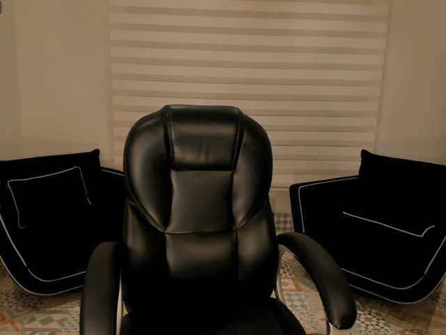 AmelieBlake1 live cam on BongaCams
