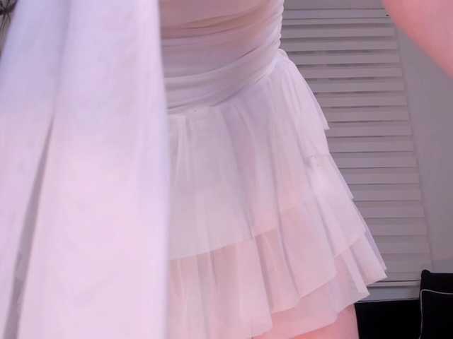 AmelieBlake1 live cam on BongaCams
