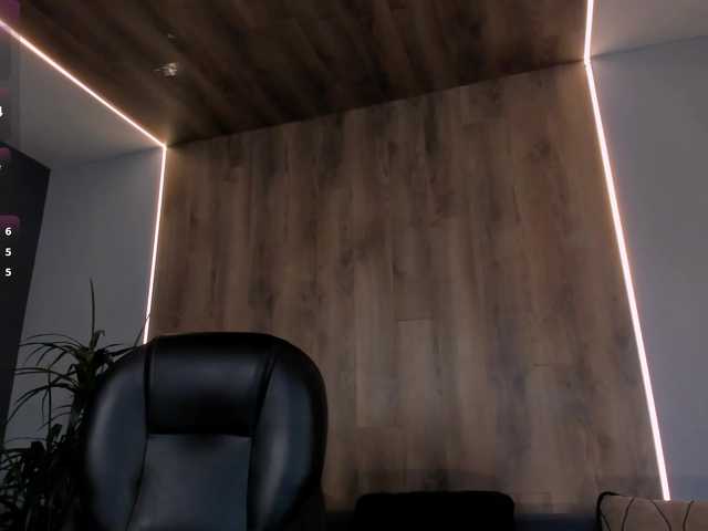 AmelieBlake1 live cam on BongaCams