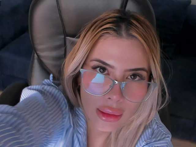ChloeBunny live cam on BongaCams