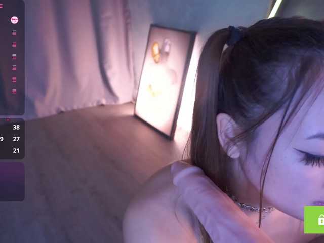 IloveSexMoneyX live cam on BongaCams