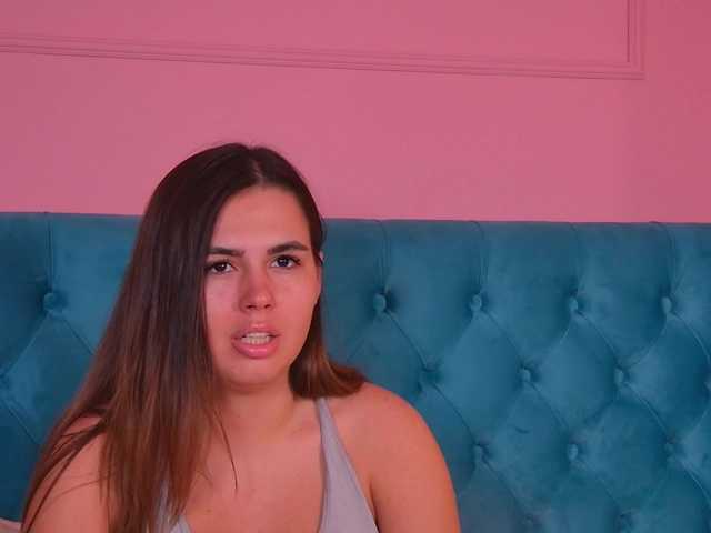 ElefteriaBlys live cam on BongaCams