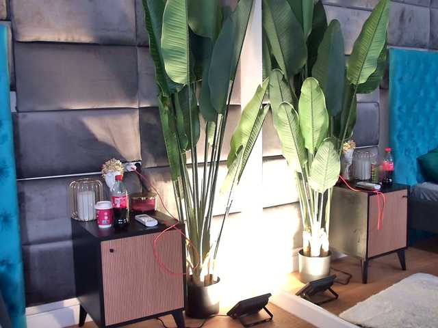 ElefteriaBlys live cam preview