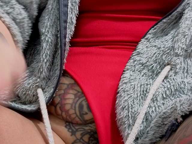 Marianne-s live cam on BongaCams