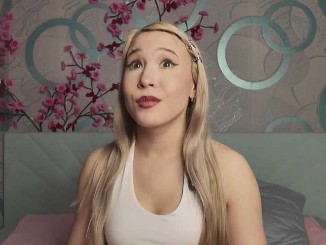 Amandalovea live cam on BongaCams
