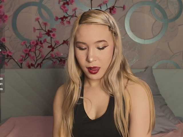 Amandalovea live cam preview