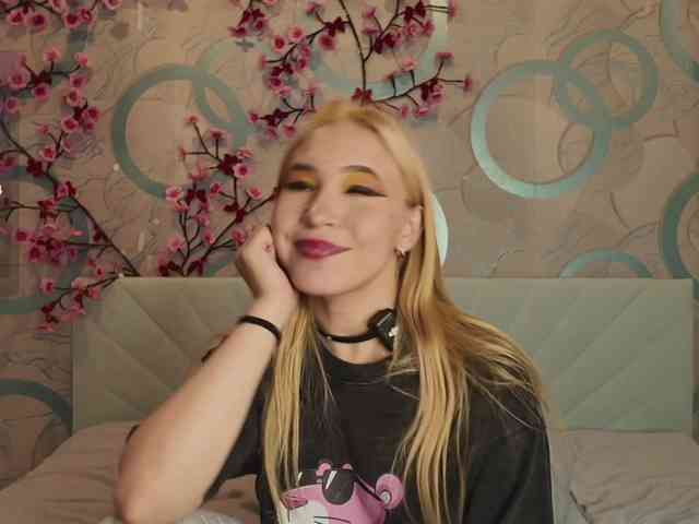 Amandalovea Amandalovea