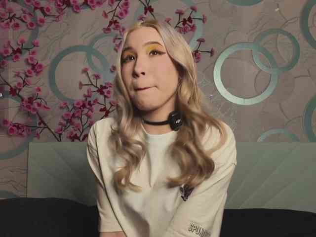 Amandalovea webcam