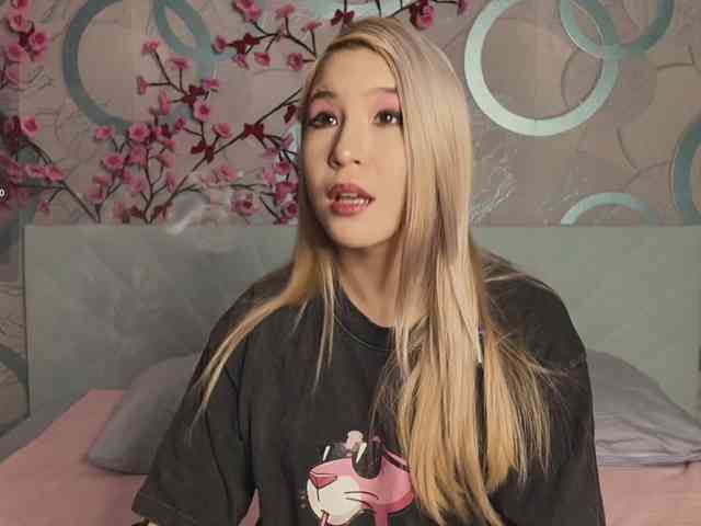 Amandalovea Amandalovea
