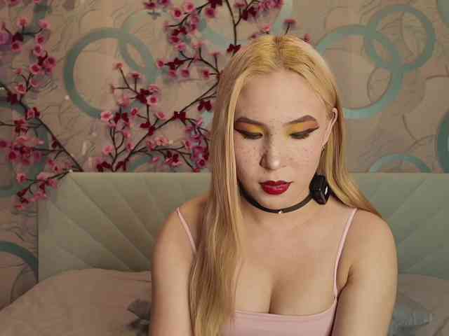 Amandalovea webcam