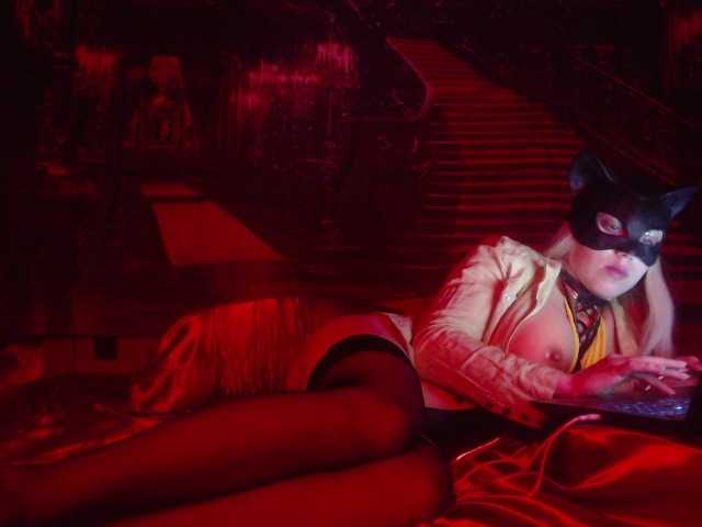 Veloria11 live cam on BongaCams