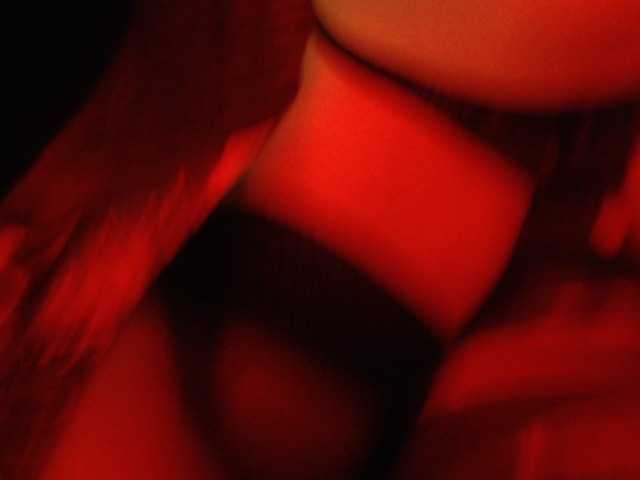 Veloria11 live cam on BongaCams