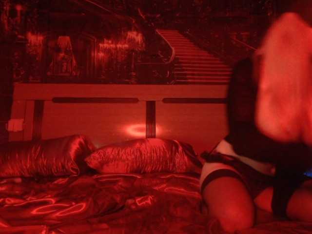 Veloria11 live cam on BongaCams
