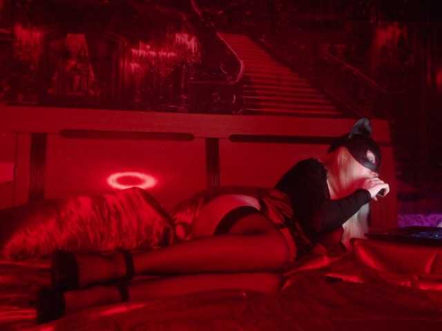 Veloria11 live cam on BongaCams