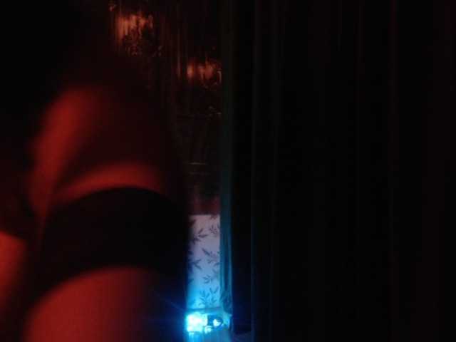 Veloria11 live cam on BongaCams