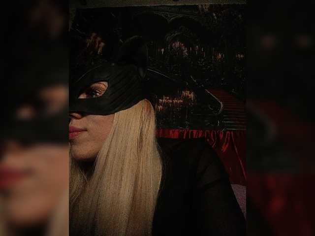 Veloria11 live cam on BongaCams