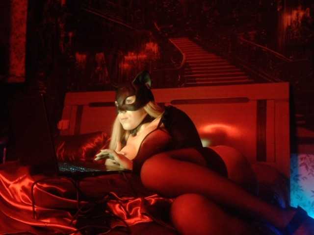 Veloria11 live cam on BongaCams