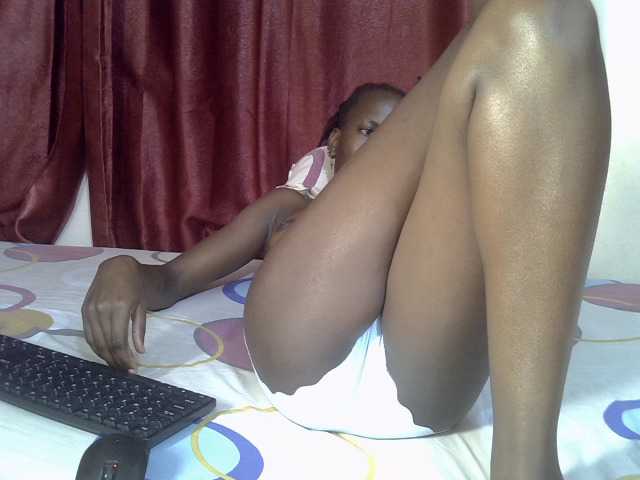 Cutecassie live cam on BongaCams