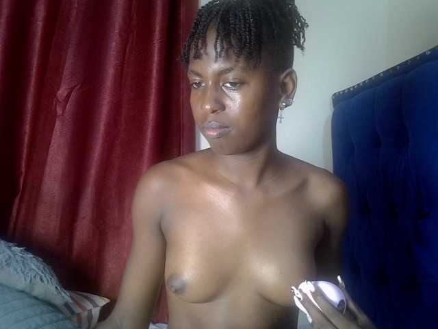 Cutecassie live cam on BongaCams