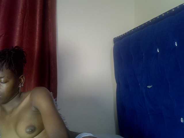 Cutecassie live cam on BongaCams