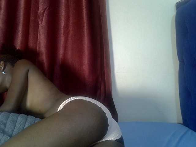 Cutecassie live cam on BongaCams