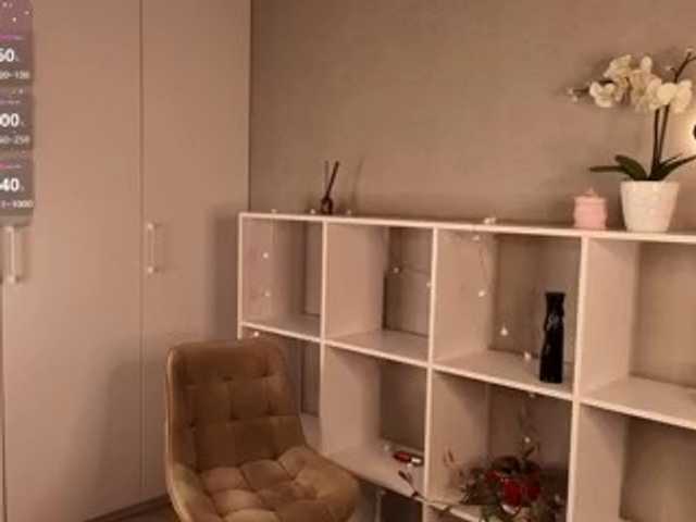 blondiecharm live cam on BongaCams