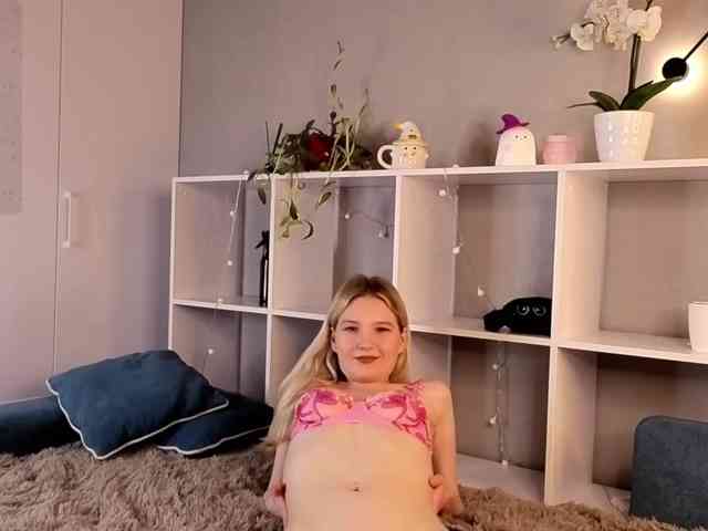 blondiecharm