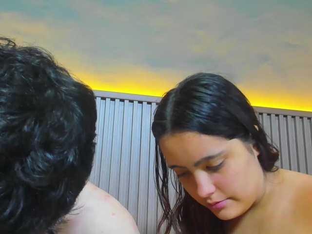 lauraycamilo live cam preview