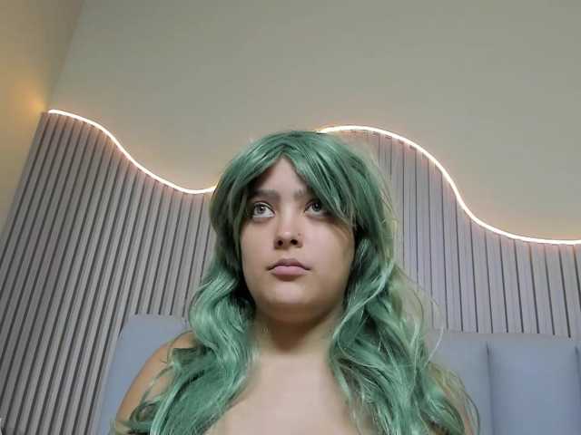 lauracamilo live cam on BongaCams
