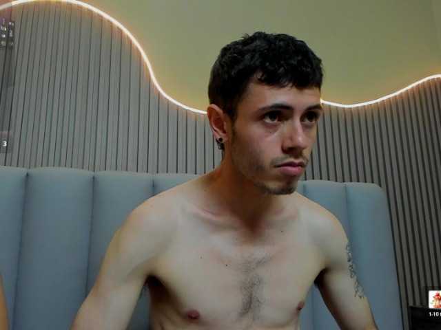 lauracamilo live cam
