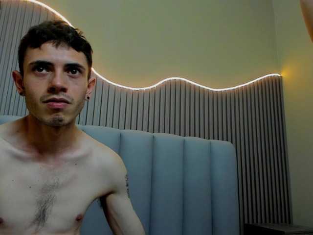lauracamilo live cam on BongaCams