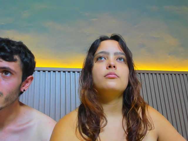 lauracamilo live cam on BongaCams