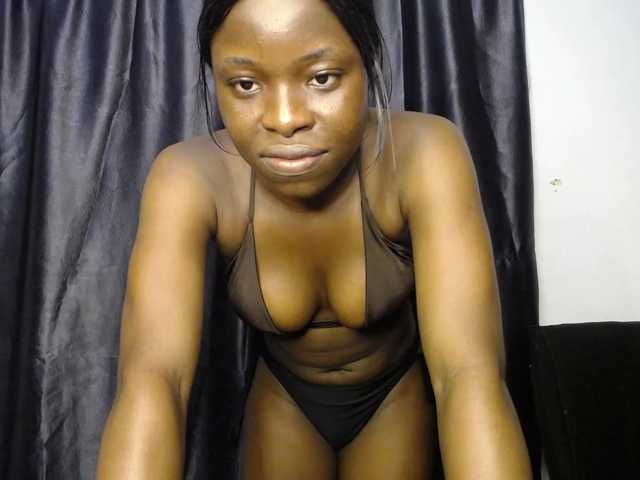 Amayababy4 live cam preview