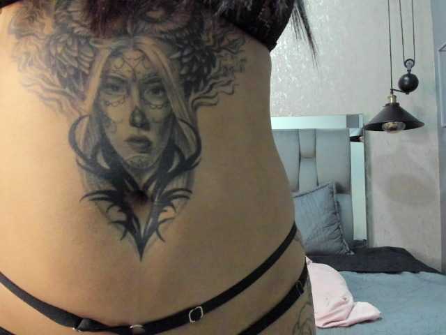 CamilaNatth live cam on BongaCams