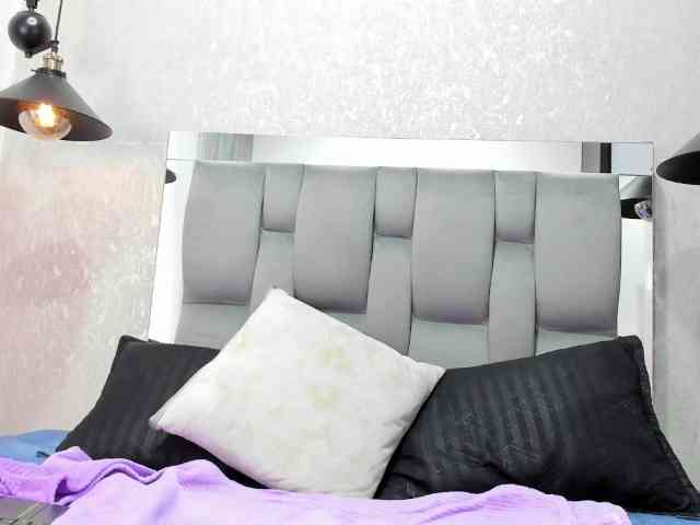 CamilaNatth webcam