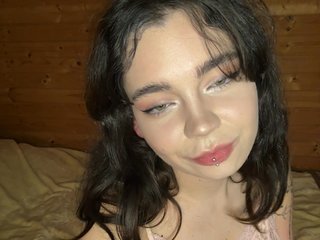 Emilyy19 Porn Show