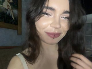 Emilyy19 Porn Show