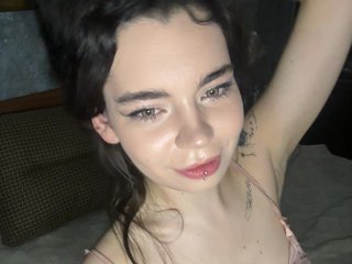 Emilyy19 Porn Show
