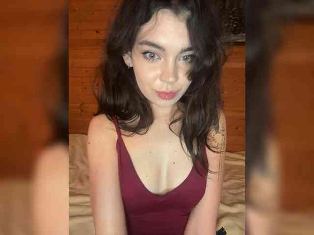 Model: Emilyy19