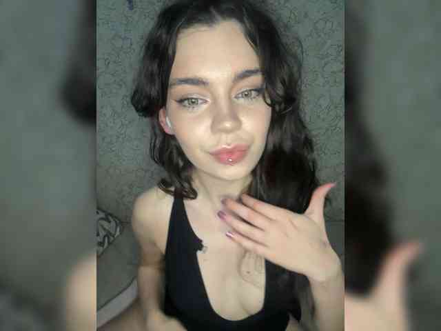 Model: Emilyy19