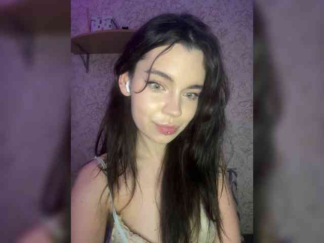Model: Emilyy19