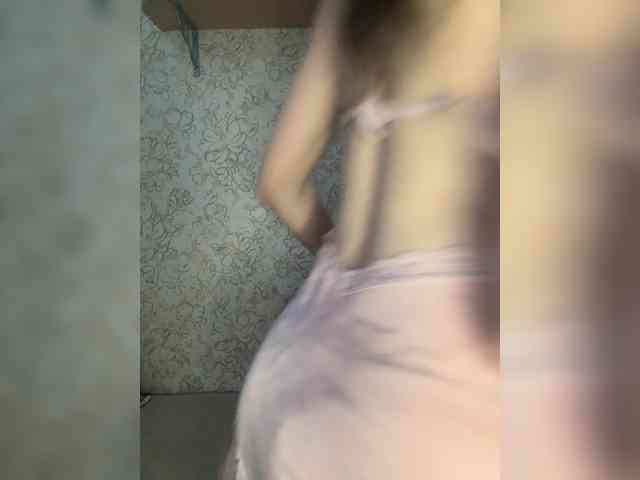 Model: Emilyy19