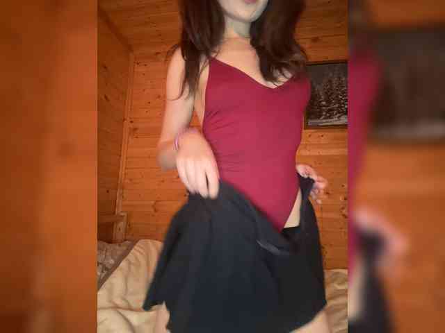 Emilyy19 webcam
